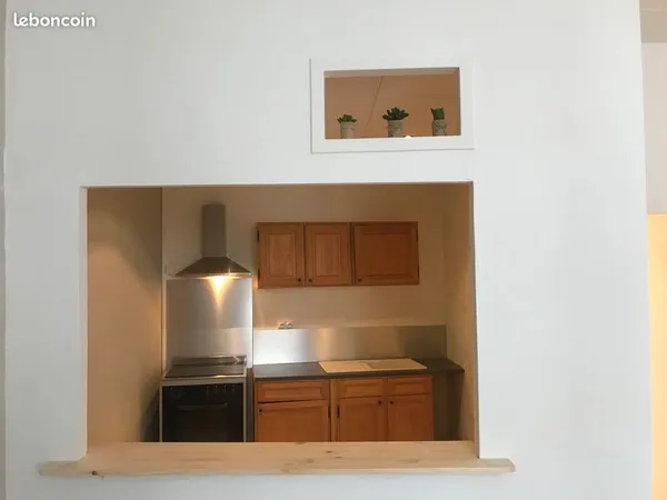 Appartement T2 meublé 38,9 m² traversant - Lyon 3e, rue Paul Bert - 710 CC