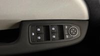 Renault Clio 1.6 E-Tech hybride 145ch Techno — photo 28