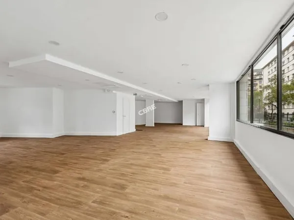 Bureaux 160 m²