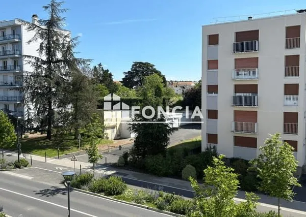 APPARTEMENT 2 CHAMBRES - PROCHE CENTRE VILLE