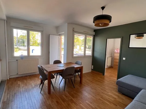 Bel appartement T3 meublé avec loggia