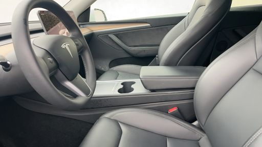Tesla Model Y 295 - Rwd – 2023 – 42151 km – Électrique – Boîte Automatique — photo 11