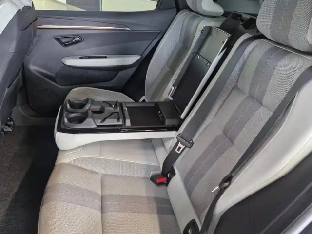Renault Scenic e-tech electric 220ch 87kwh techno option iconic grande autonomie -25 — photo 10