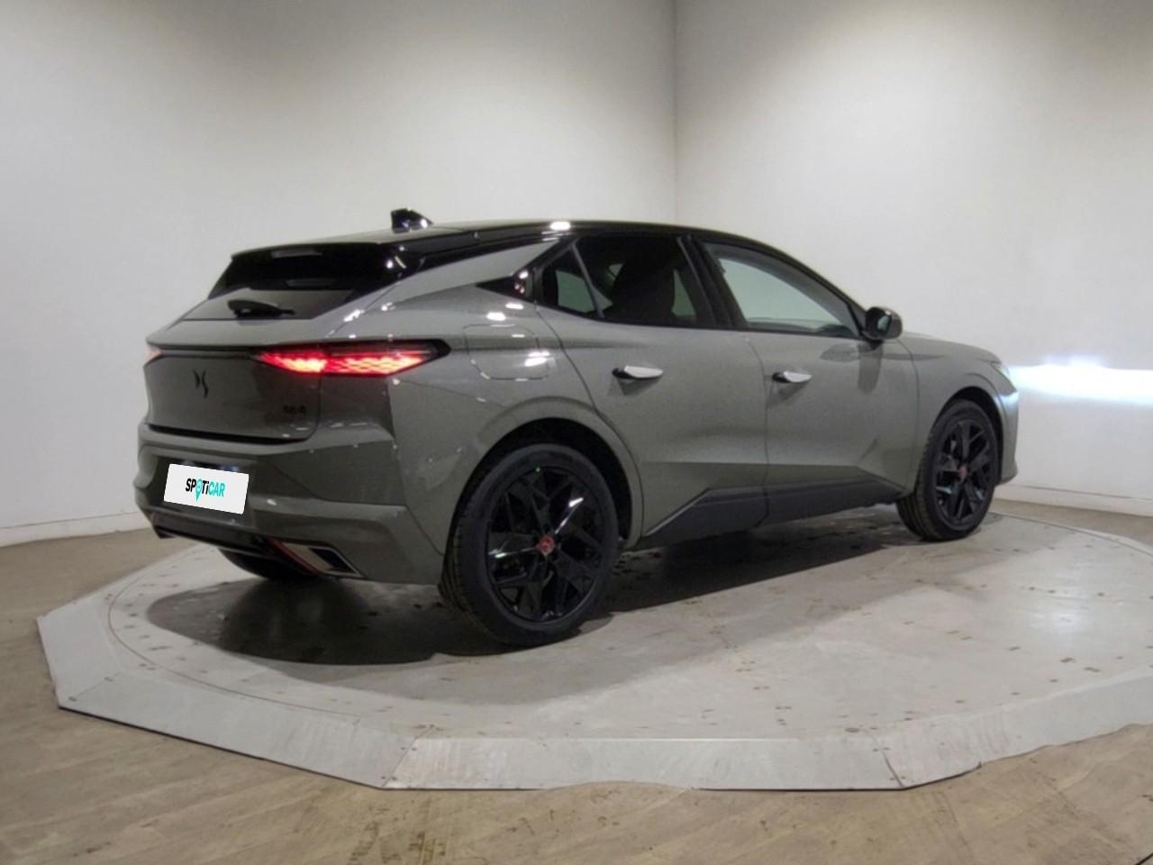 Ds Ds 4 puretech 130 eat8 performance line+ — photo 5