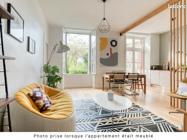 Nantes Dobrée — Appartement esprit maison de ville en Hyper Centre, jardin de 50 m²