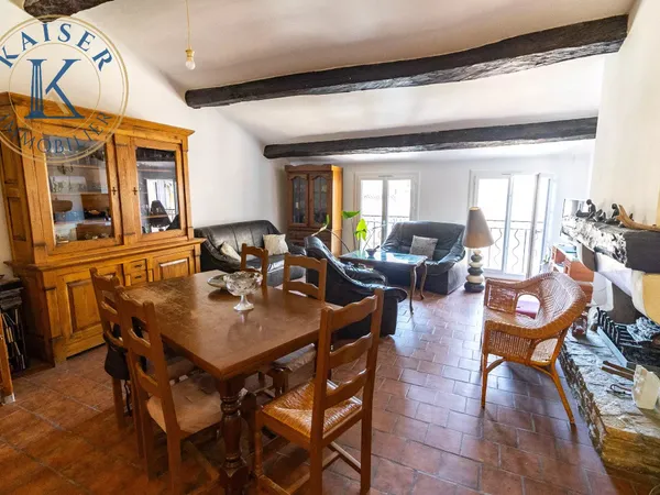 Appartement duplex de 111 m² au sol avec terrasse