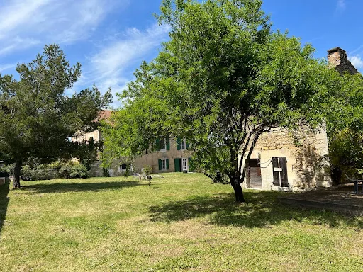 Mas provençal 14 pièces 400 m²