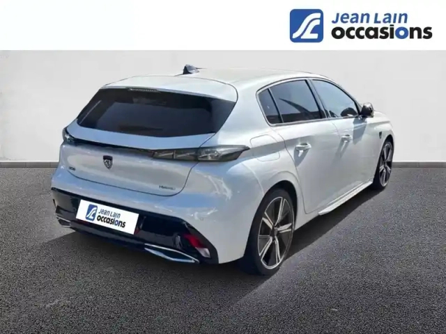 Peugeot 308 phev 180 e-eat8 — photo 5