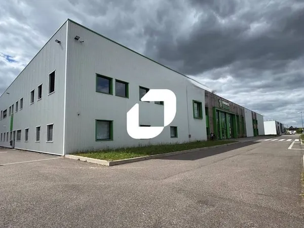 Local d'activité 4728 m²