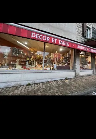 Grand local commercial