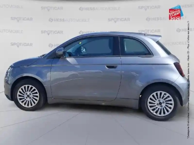 Fiat 500 e 95ch action — photo 9