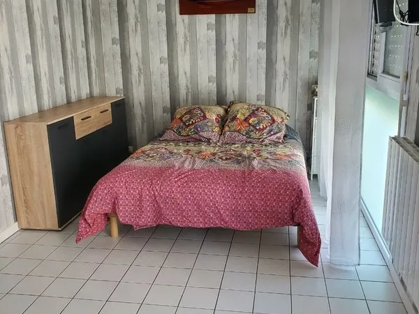 Studio meublé