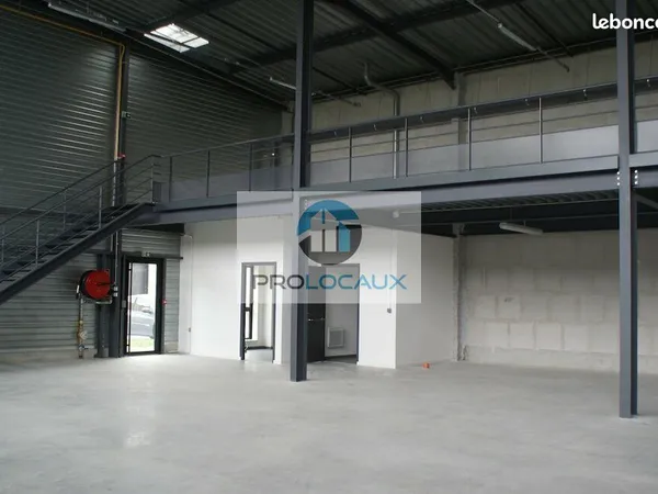 LOCAL D'ACTIVITE 350 m² MONTATAIRE