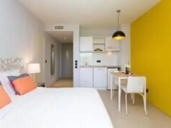 STUDIO MEUBLE DE 1 A 3 MOIS DE SEPT A JUIN