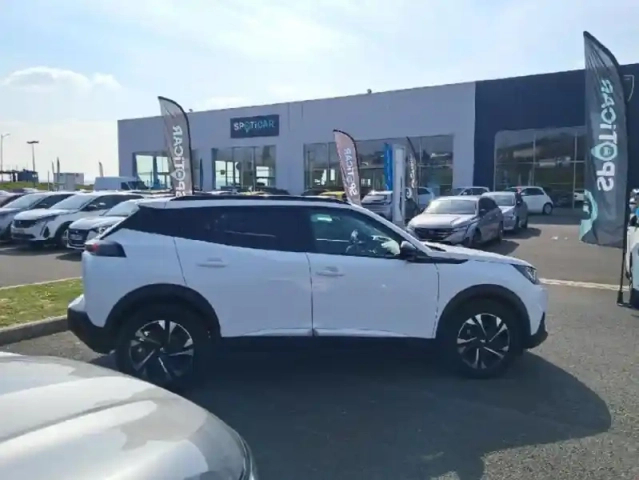 Peugeot 2008 1.5 bluehdi 110ch s&amp;s allure pack — photo 4