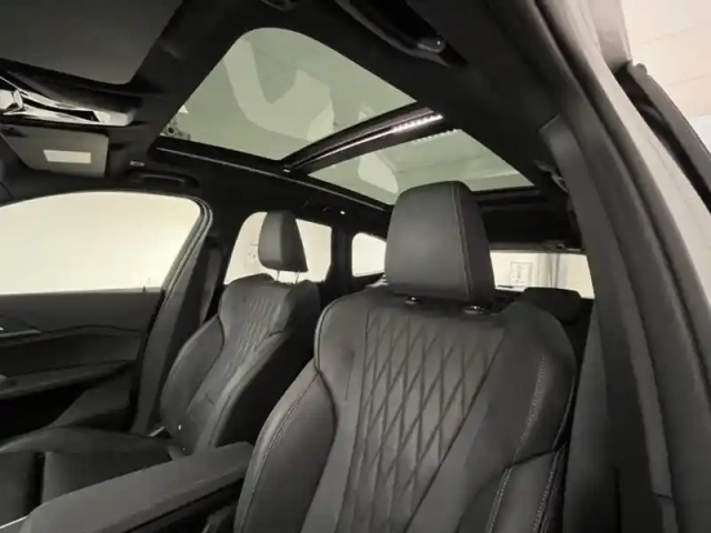 Bmw X1 sdrive18d 150ch m sport — photo 11