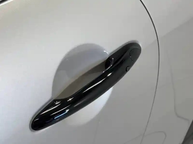 Mini Mini hatch 3 portes cooper 136 ch dkg7 — photo 14