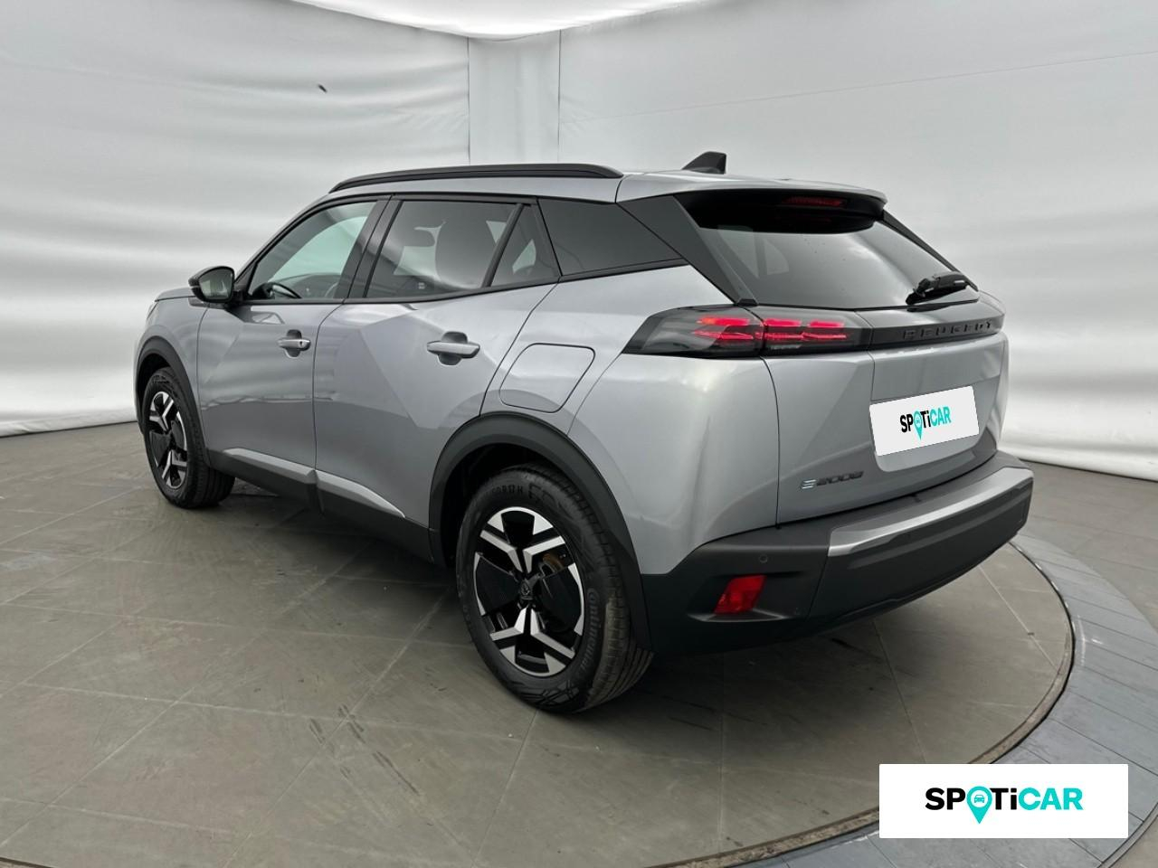 Peugeot 2008 e-2008 156ch 54 kwh allure — photo 7
