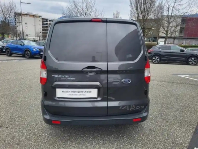 Ford Transit Courier 1.0e 100ch stop&amp;start limited — photo 11