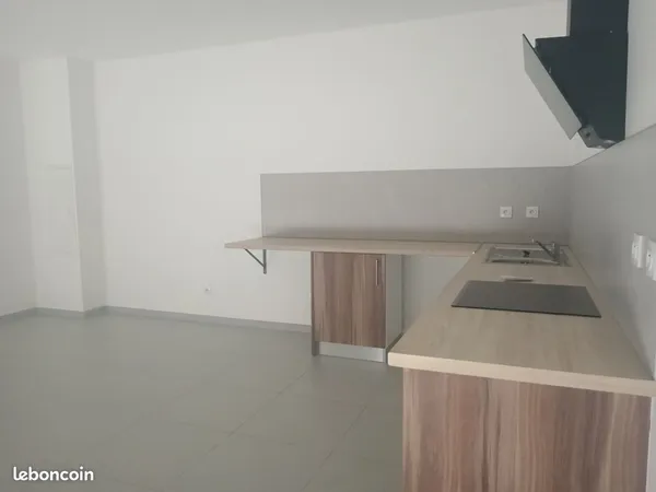 A LOUER - T2 de 54 m² avec balcon au Tampon