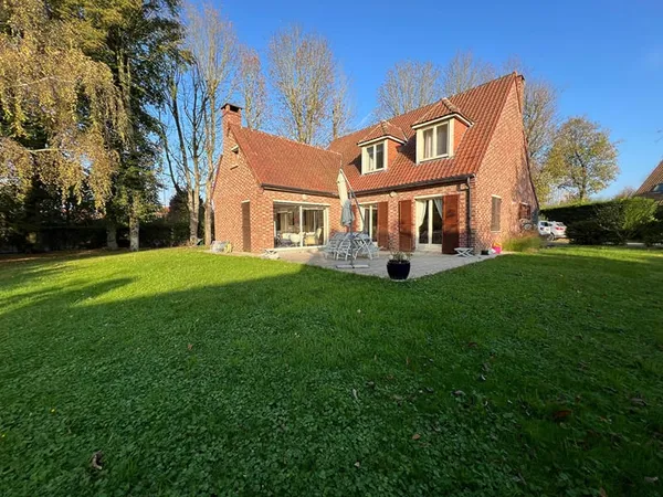 Maison Marcq En Baroeul - 6 pièces - 157 m2