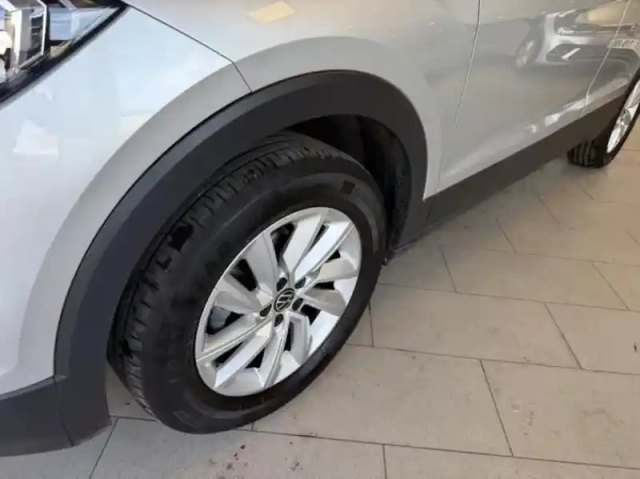 Volkswagen T-Cross 1.0 tsi 110ch life tech — photo 10