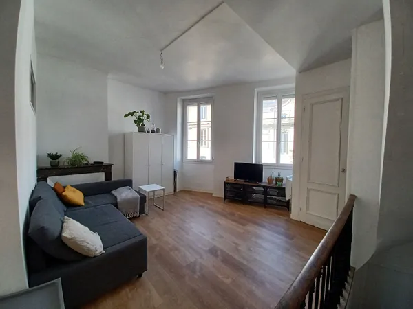 Charmant appartement meublé situé quartier Mériadeck à Bordeaux