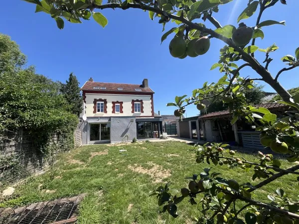 MAISON ANCIENNE