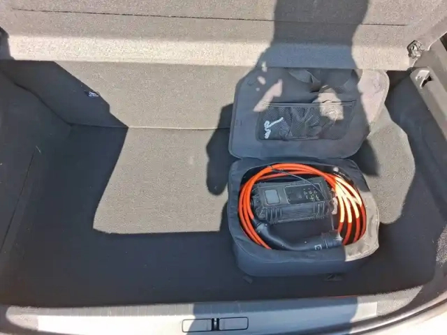Peugeot 208 electrique 50 kwh 136ch — photo 20