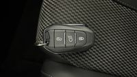 Peugeot 2008 e-2008 156ch 54 kWh GT — photo 16