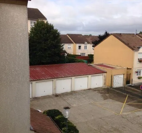 Garage 15 m² Othis