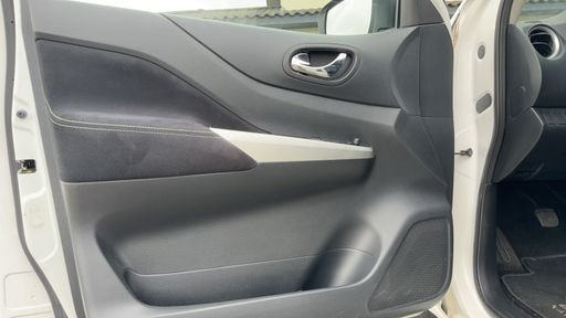 Nissan NP300 Navara 2.3 dCi 160 King Cab 4WD - N-Connecta – 2016 – 71806 km – Diesel – Boîte Manuelle — photo 26