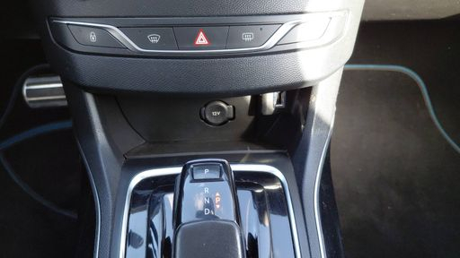 Peugeot 308 1.5 BlueHDi 130 EAT8 - Tech Edition – 2020 – 138961 km – Diesel – Boîte Automatique — photo 12