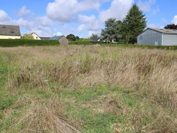 Terrain 1735 m²