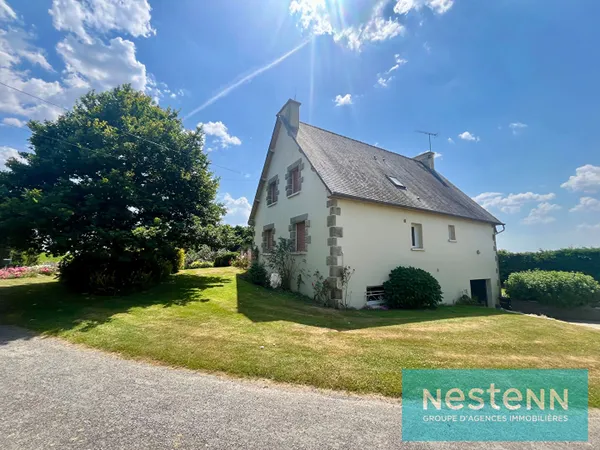 Vente d'une maison vivable de plain-pied, à rénover, 5 chambres - Saint-Goueno