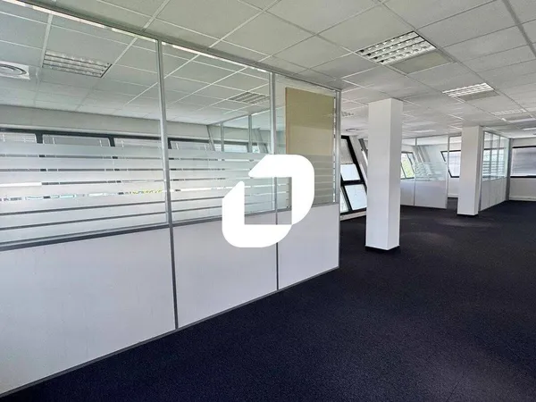 Bureaux 564 m²