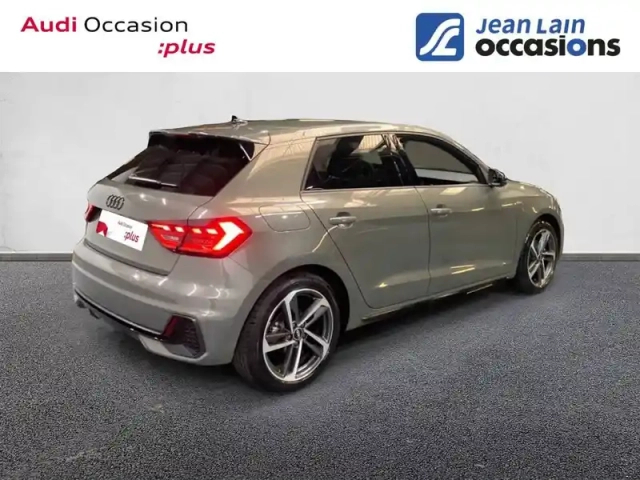 Audi A1 sportback 35 tfsi 150 ch s tronic 7 — photo 5