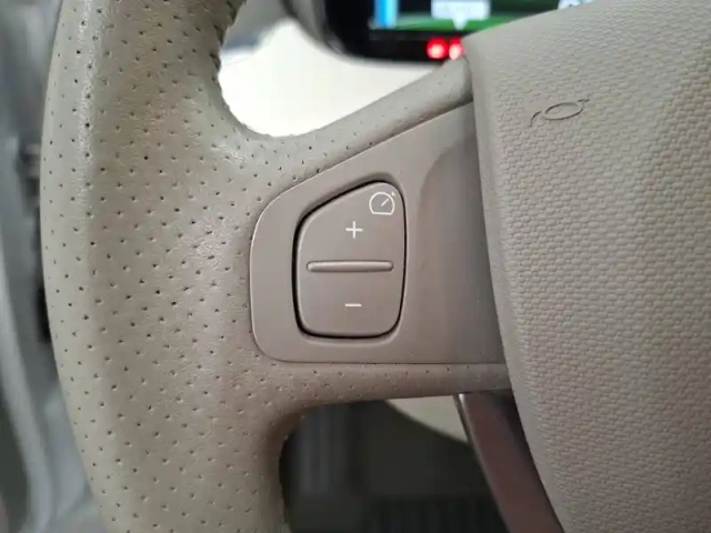 Renault Zoé zoe r90 — photo 34