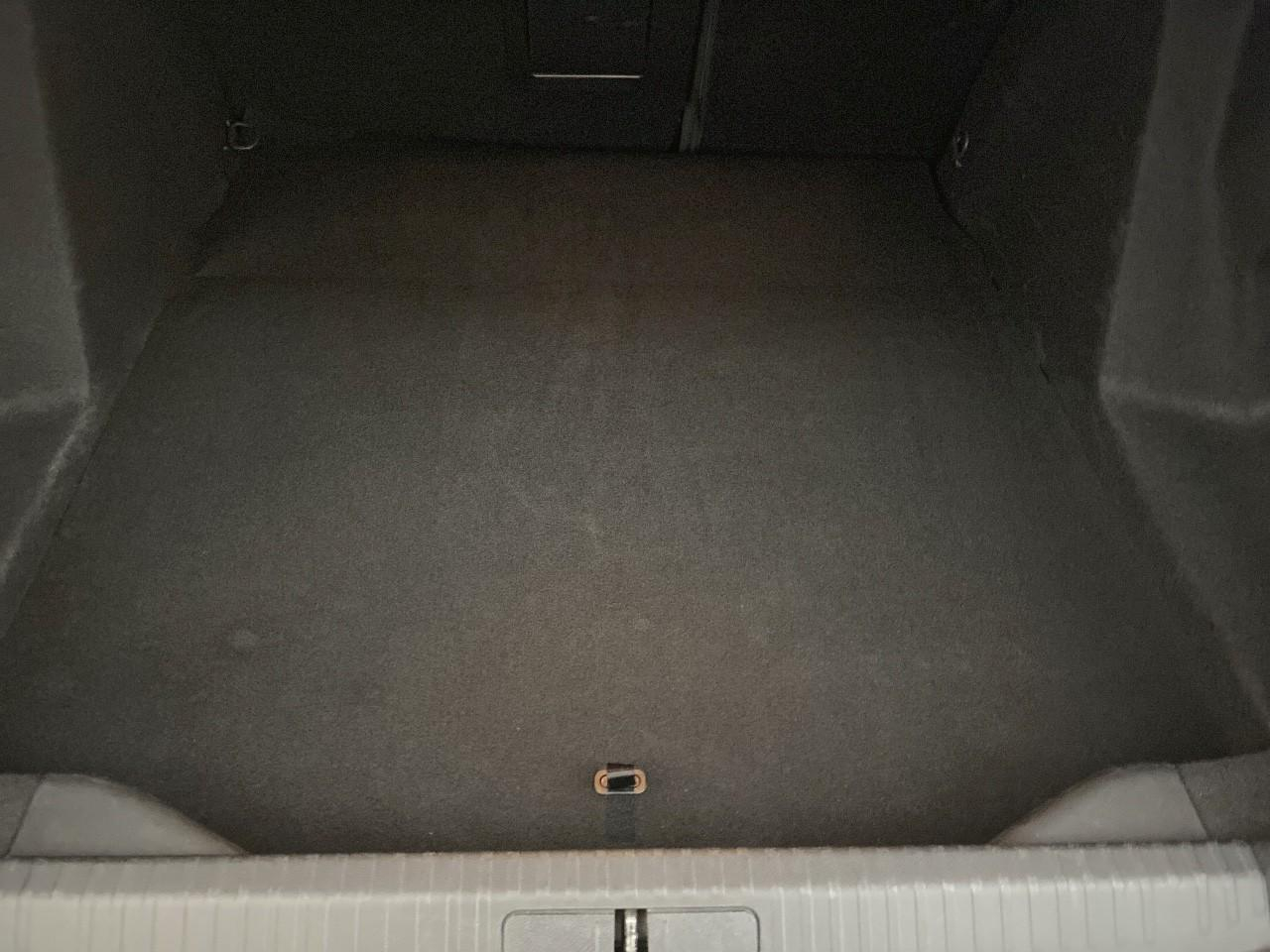 Citroën C4 X hybride 145 ch e-dcs6 max — photo 6
