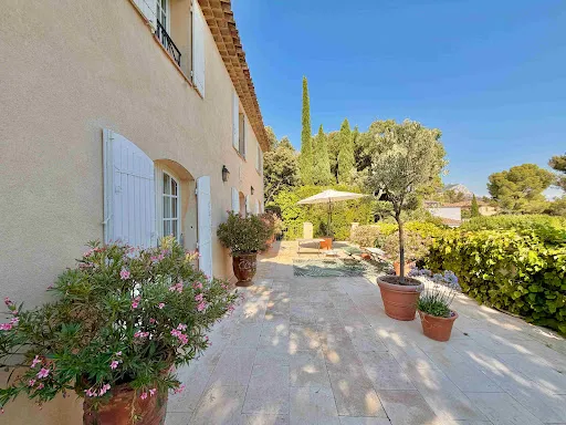 Bastide 280 m²