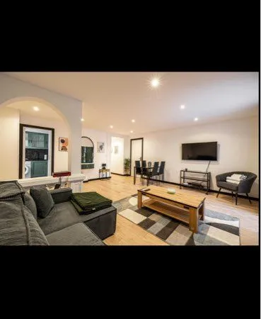 Bel appartement idéalement situé - Location à l'année