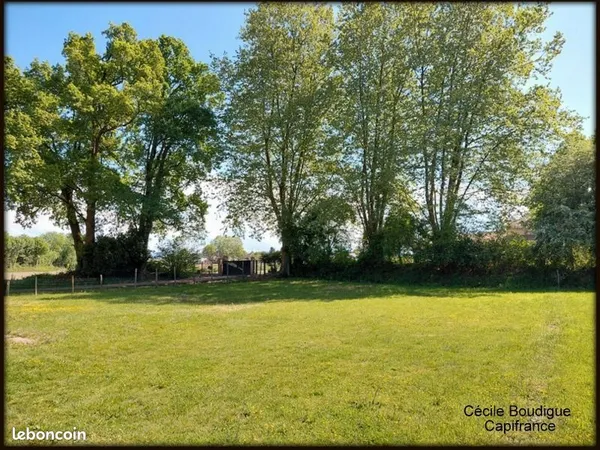 Terrain 1 234 m² Sendets