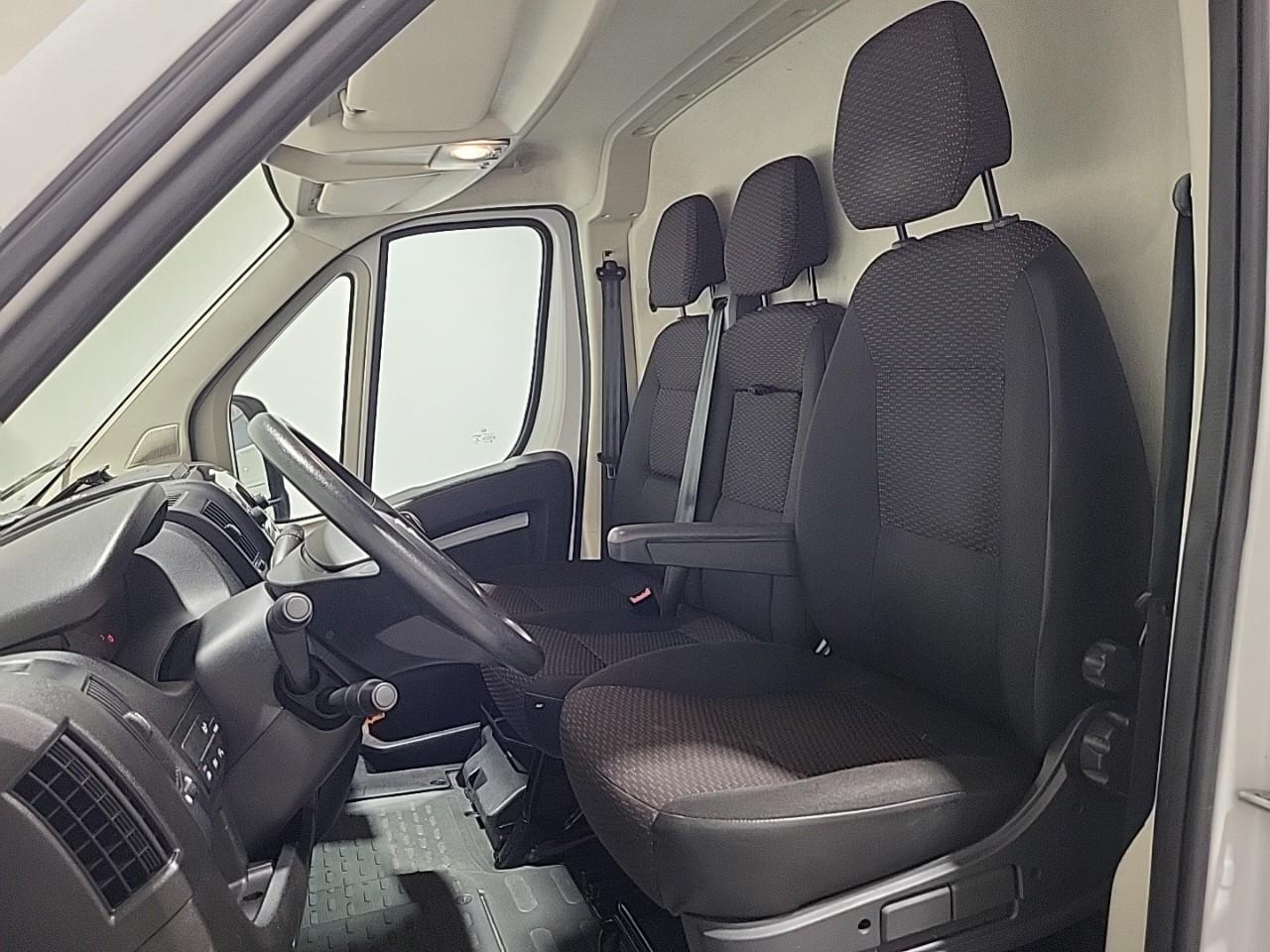 Citroën Jumper tole 30 l1h1 bluehdi 120 s&s bvm6 club — photo 10
