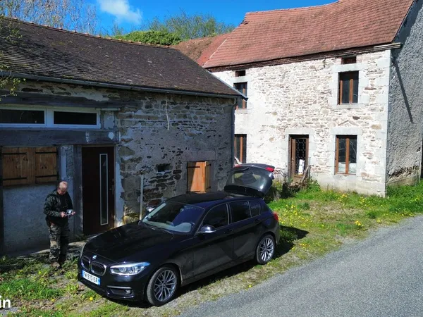 Maison plus grange sur 930m²