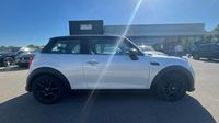 Mini Mini Cooper 136ch Edition Premium Plus BVA7 — photo 4
