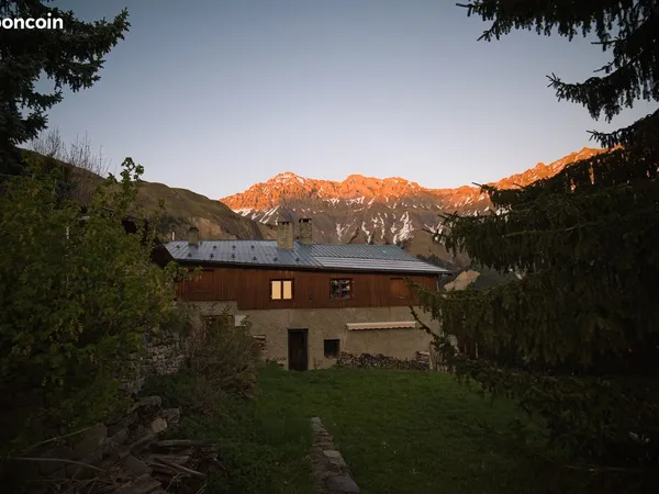 Maison typique avec vue imprenable