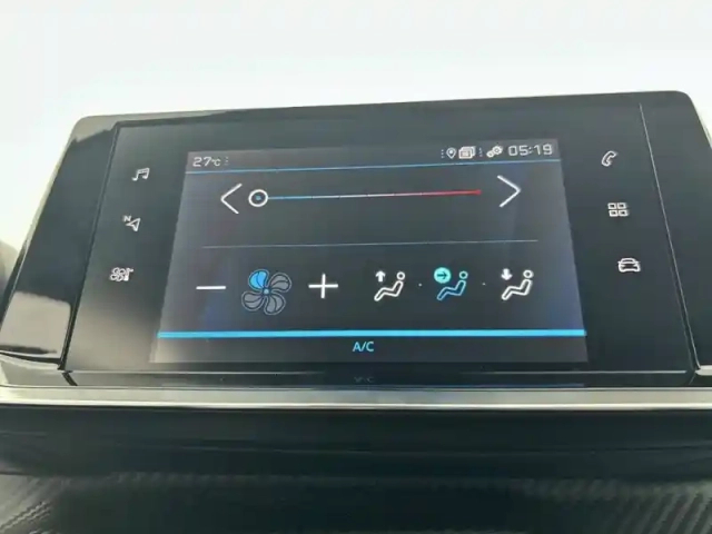 Peugeot 208 puretech 75 s&amp;s bvm5 — photo 25