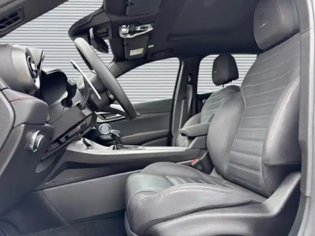 Alfa Romeo Tonale 1.3 phev 280ch tributo italiano at6 e-q4 — photo 10
