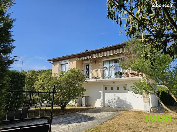 Vente | Maison T4 | 5p | 3ch | 100 m² | Gençay | Jardin