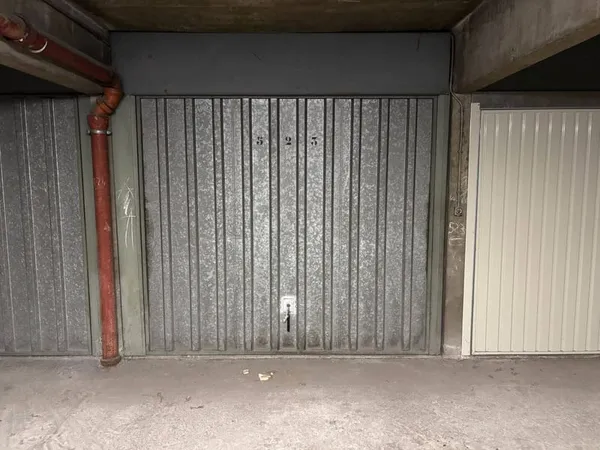 Parking 13 m²